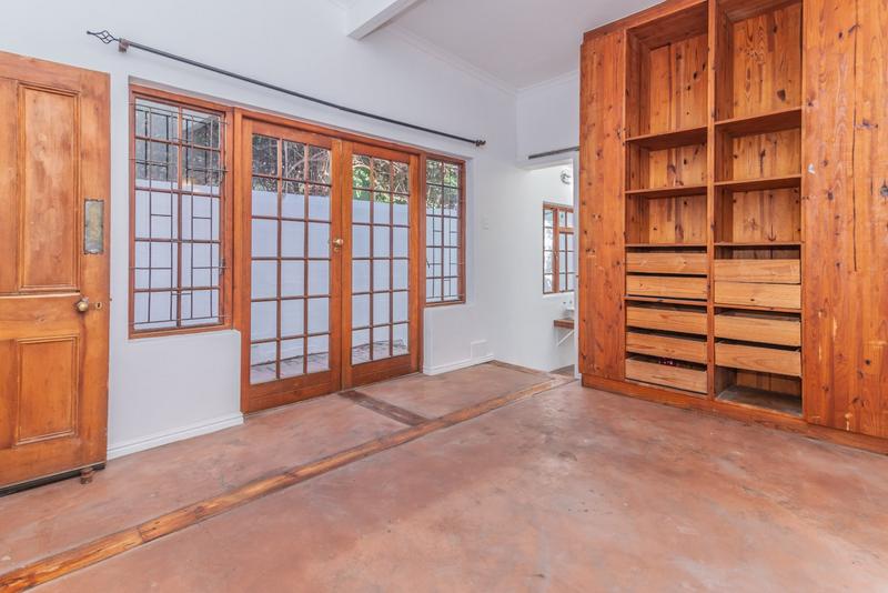 2 Bedroom Property for Sale in Observatory Western Cape